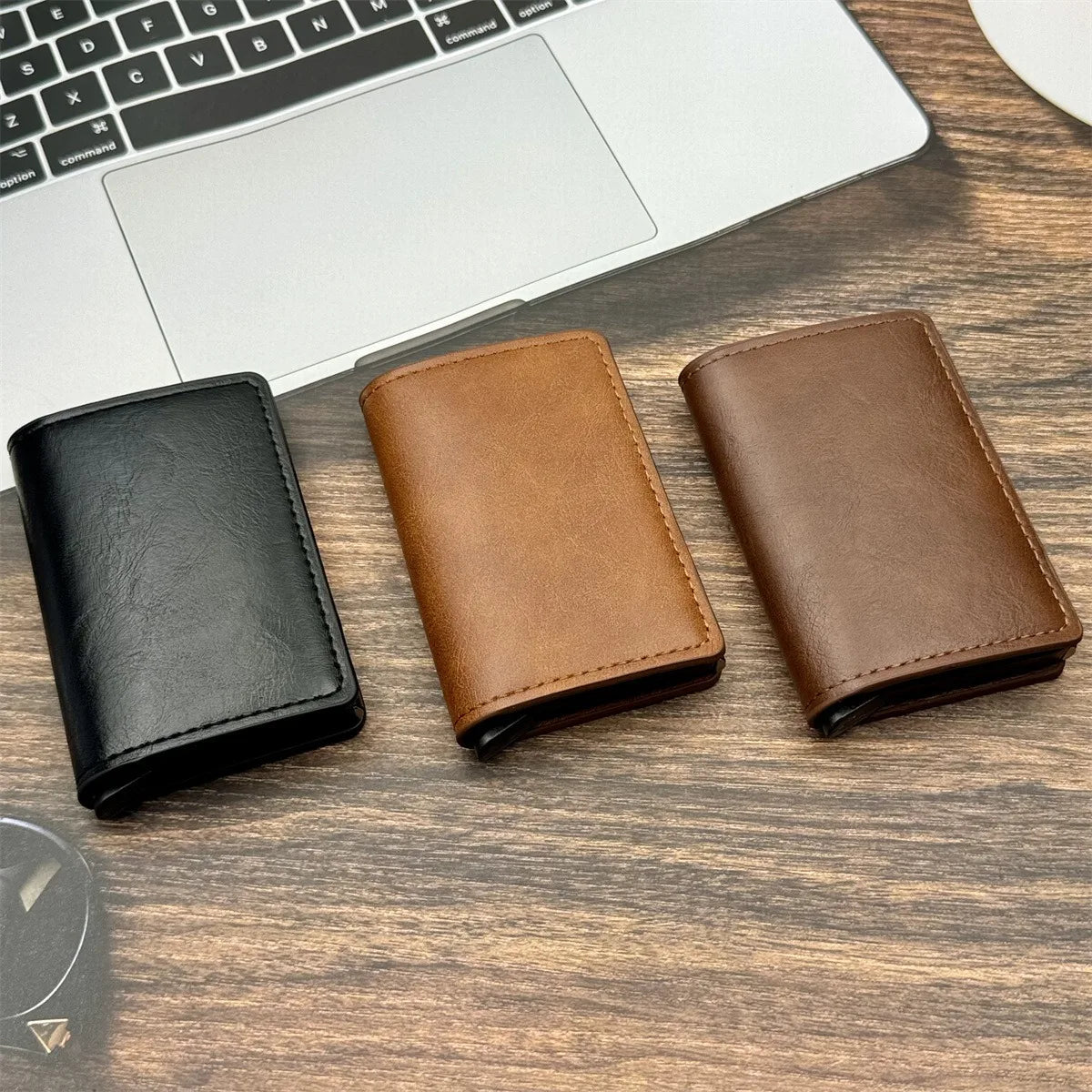 Portofel Unisex RFID Minimalist cu Suport Carduri Pop-Up și Compartiment pentru Bani Cash – Design Business